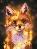 Веселый лисенок с гирляндой